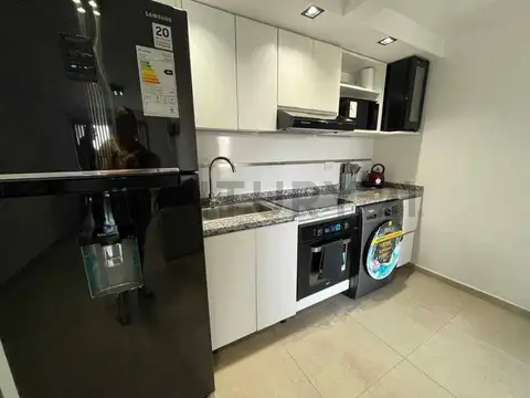 Tucumán 1000, Piso 7