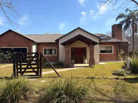 hermosa y amplia casa en Ricardone