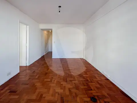 Muy lindo departamento de 2 ambientes en alquiler en Recoleta
