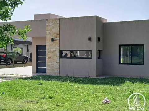 Venta Casa en Praderas 57