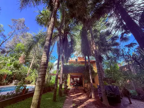 Casa en Venta con 1 cochera