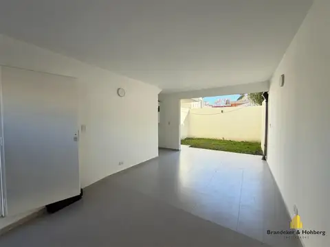 Depto Tipo Casa en Venta en Tigre Centro, USD 138.000