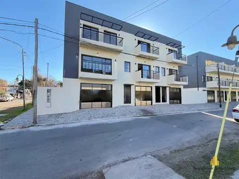 Avenida Santa fe al 100