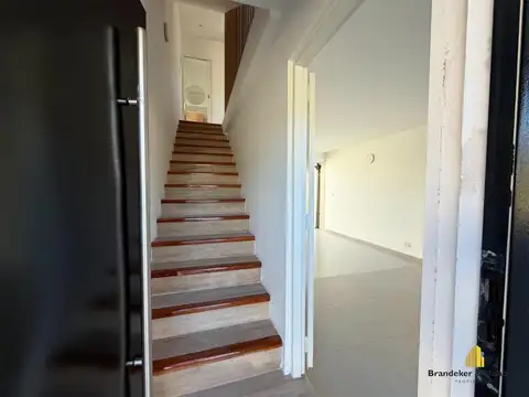 Depto Tipo Casa en Venta de 2 ambientes