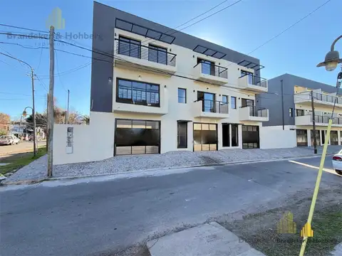 Avenida Santa fe al 100