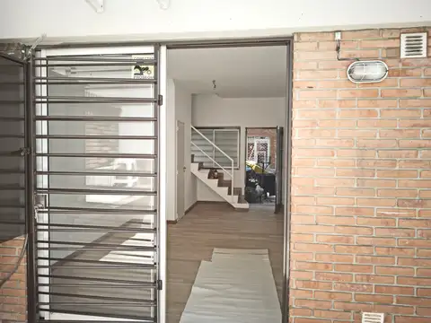 Depto Tipo Casa en Alquiler 15 años