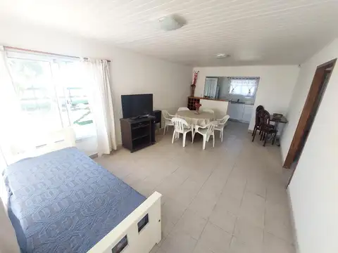 Casa en Alquiler Temporal en Santa Clara del Mar, $ 200