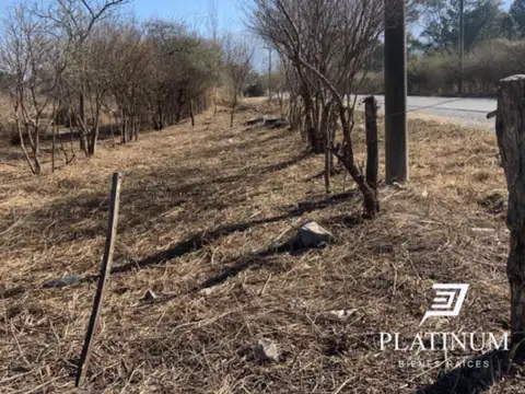 Terreno en Venta 1  mts Frente