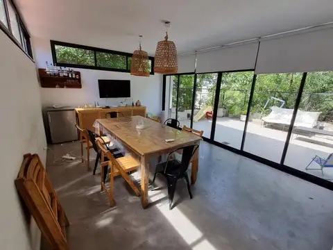 3 De Febrero 3300, Piso 1