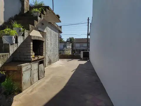 Av. Patricios 6624