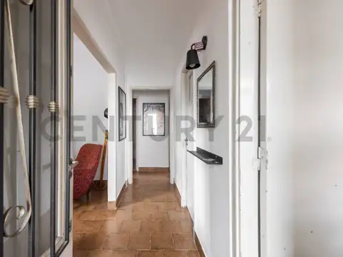 Departamento 7 ambientes con 2 baños