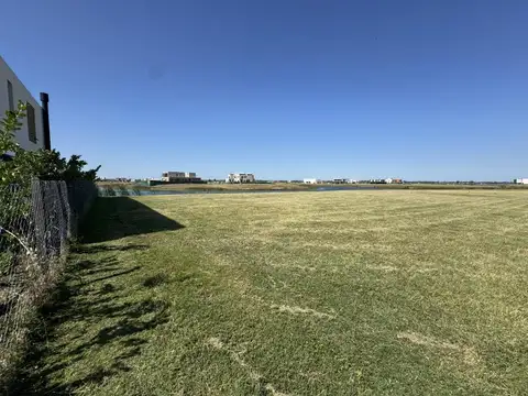 Lote en venta en Puertos Barrio Amarras