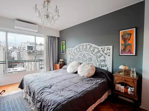 VENTA DE DEPARTAMENTO 4 AMBIENTES CON BALCÓN EN FLORES