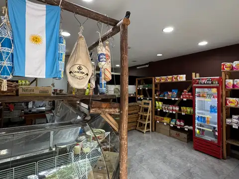 Local en Venta en Zarate, USD 120.000