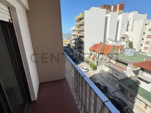 hipolito irigoyen 1000, Piso 5