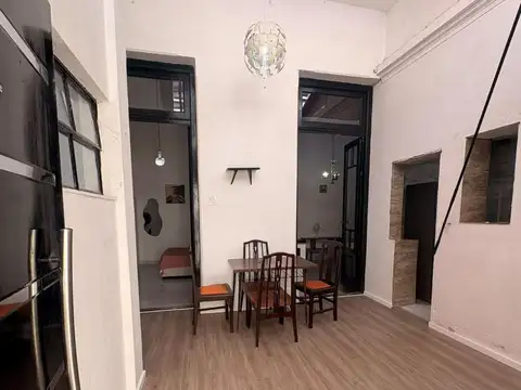 Depto Tipo Casa en Alquiler de 3 ambientes