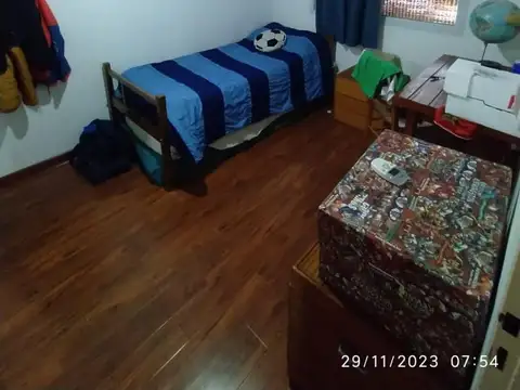 Fisherton casa tres dormitorios con amplio jardin