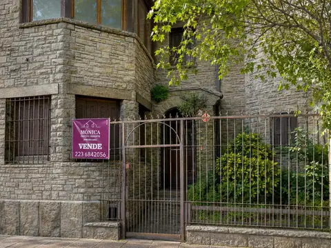 Casa 5 ambientes con 2 baños