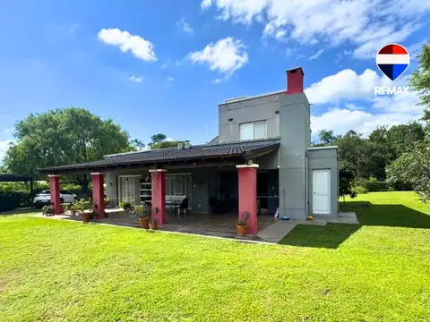Casa con pileta 3 dormitorios en venta en san luis