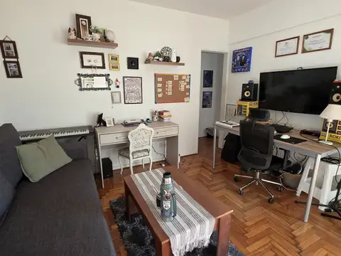 Impecable 2 Ambientes Lateral Muy Luminoso en Belgrano – Bajas Expensas