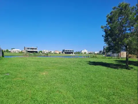 VENTA LOTE A LA LAGUNA CENTRAL MEJOR PRECIO FINANCIADO | BARRIO  EL NAUDIR