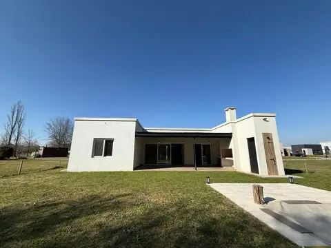 CASA EN VENTA EL CAMPO CARDALES