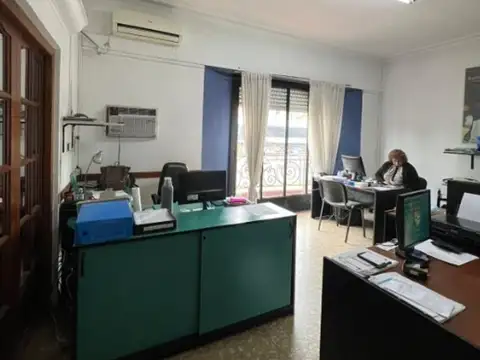 EXCELENTE PISO EN VENTA AVENIDA MITRE 5431 WILDE USO VIVIEND