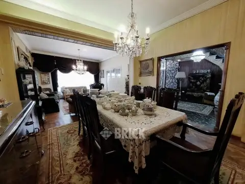 ESPECT CASA EN JOSE ANTONIO CABRERA AL 5200 - 354 M2 CUB ESPECT PLAYROOM GARAGE PATIO TERRAZA SUITE