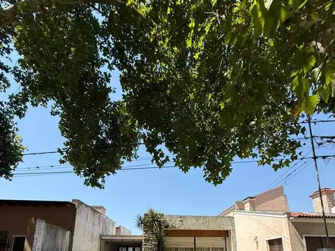 Av. España 1000