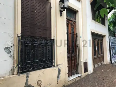 VENTA CASA IDEAL  PARA HOSTEL-PENSION - SAAVEDRA 1170- SAN CRISTOBAL - PERMUTA
