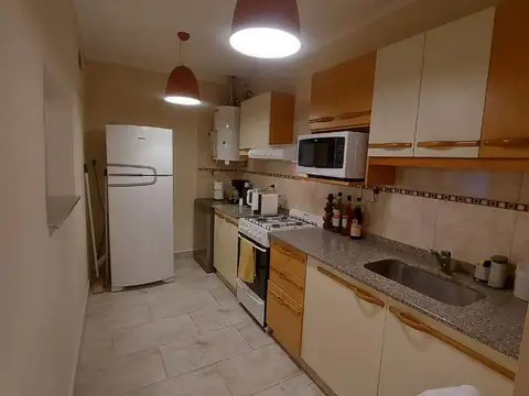 Depto Tipo Casa 2 ambientes con 1 baño