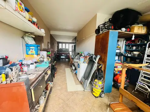 Casa 7 ambientes con 3 baños