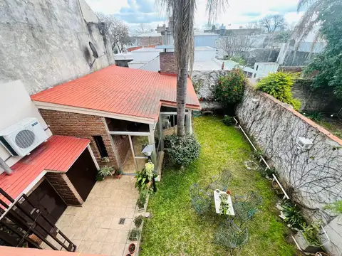 Casa en venta Rosario Azcuenaga-Belgrano. Posibilidad Permuta