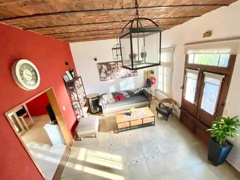 Gregorio De Laferrere 600