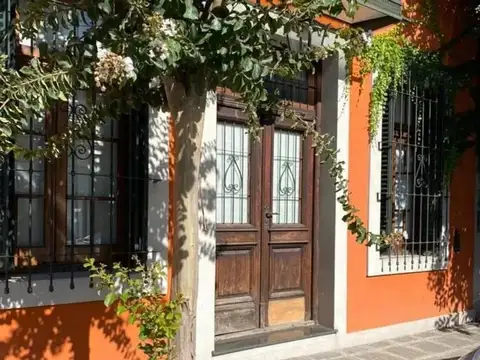 Venta / permuta .Casa 4 ambientes