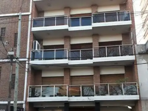 5 AMBIENTES | Pallares  al 2900