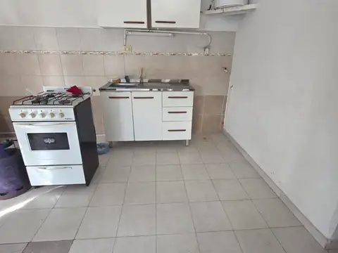 Depto Tipo Casa 2 ambientes con 1 baño