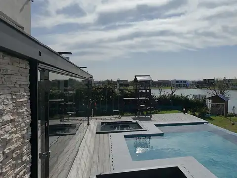 Casa en Alquiler, de 6 ambientes, en El Canton, Escobar. GBA Norte