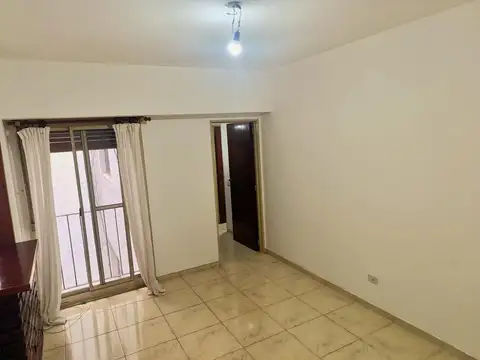 Av. Montes De Oca 1108 , Piso 3