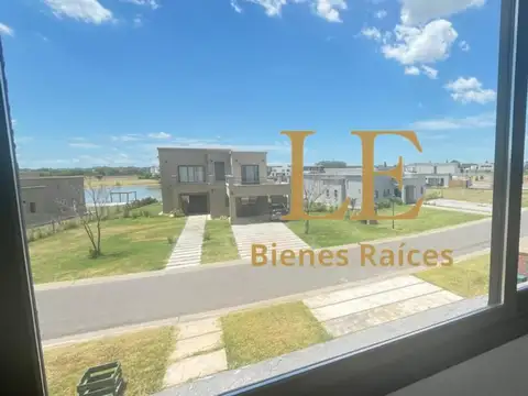 VENTA CASA EN SAN SEBASTIAN