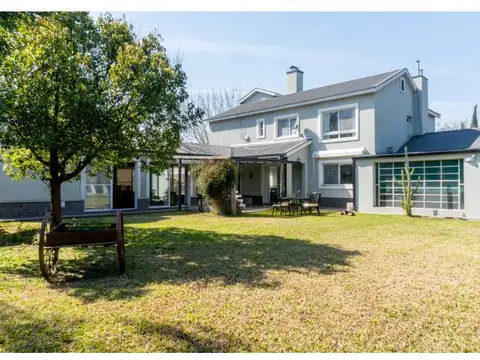 Venta Casa en country LA BAHÍA.