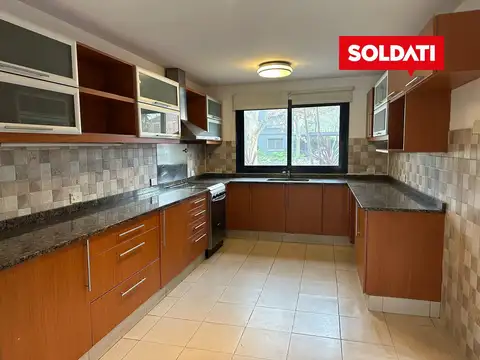Ayres de Pilar, lote central