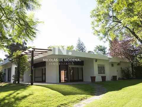 Vendida- zona del Golf.