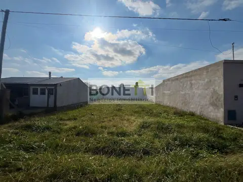 Terreno en Venta 25  mts Fondo