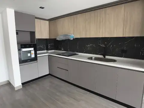 Departamento en Venta en Versalles, USD 265.000