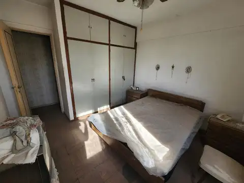 VENTA DEPARTAMENTO 4 AMB SARANDI APTO CREDITO