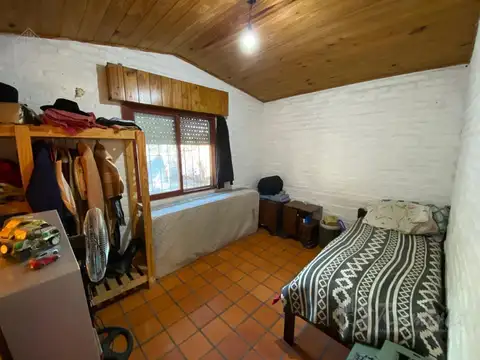 Casa 2 ambientes con 1 baño