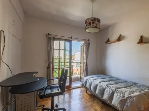 Departamento 4 ambientes con 2 baños