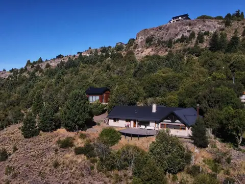 Casa 4 ambientes con 3 baños