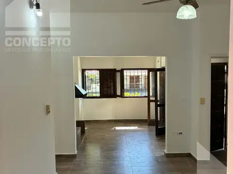 Salvador del Carril al 900